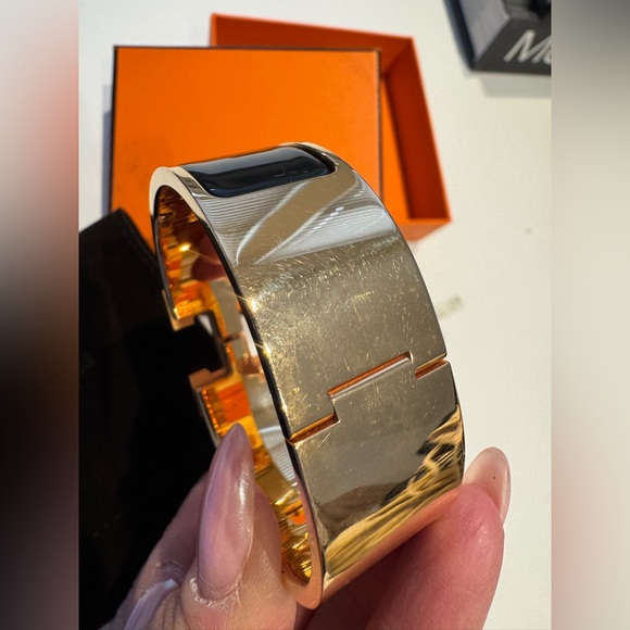 Hermes Gold and Black Bracelet - Picture 10 of 14